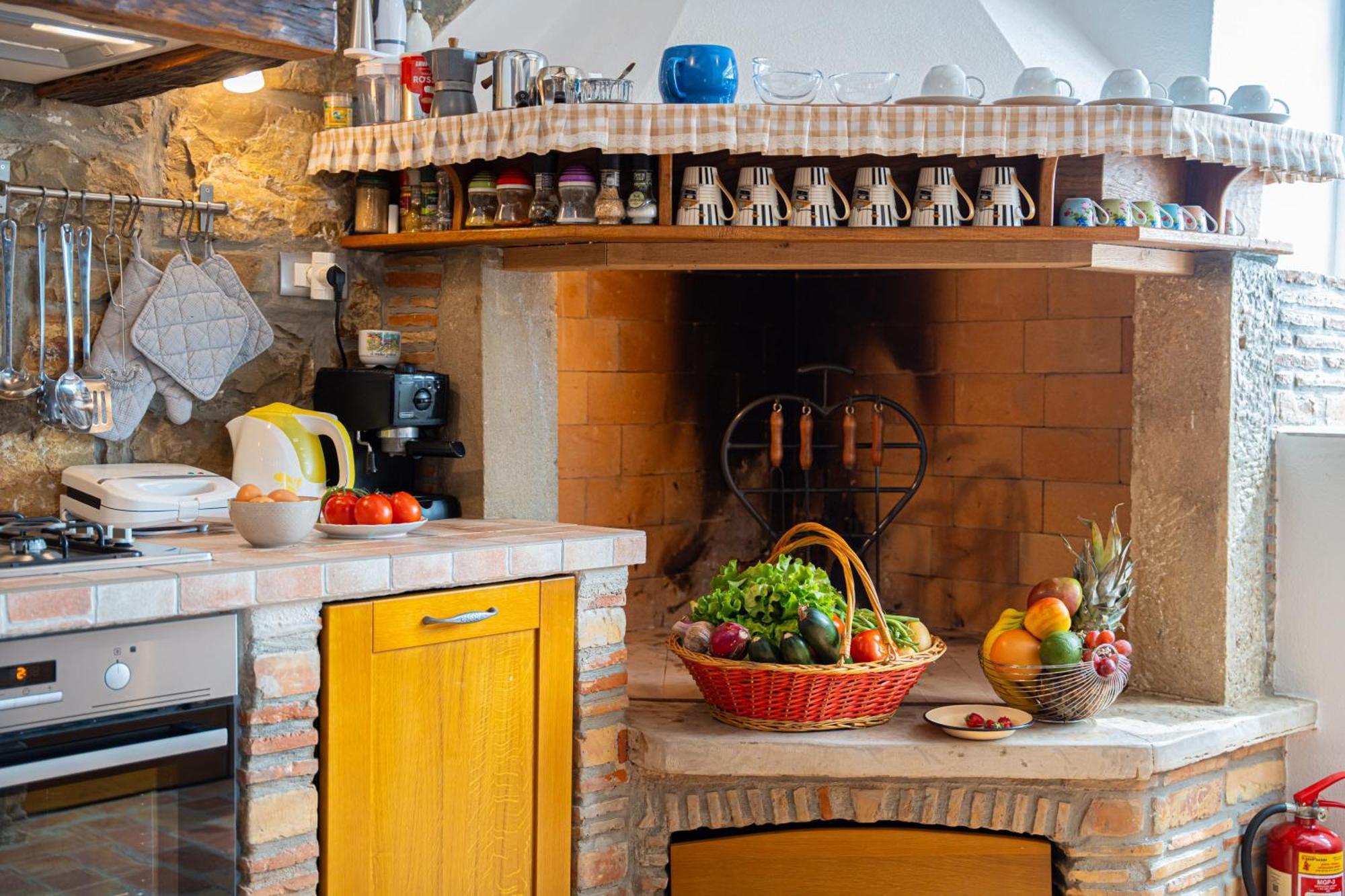 Holiday Home Belveder Motovun With Heated Pool Livade Luaran gambar