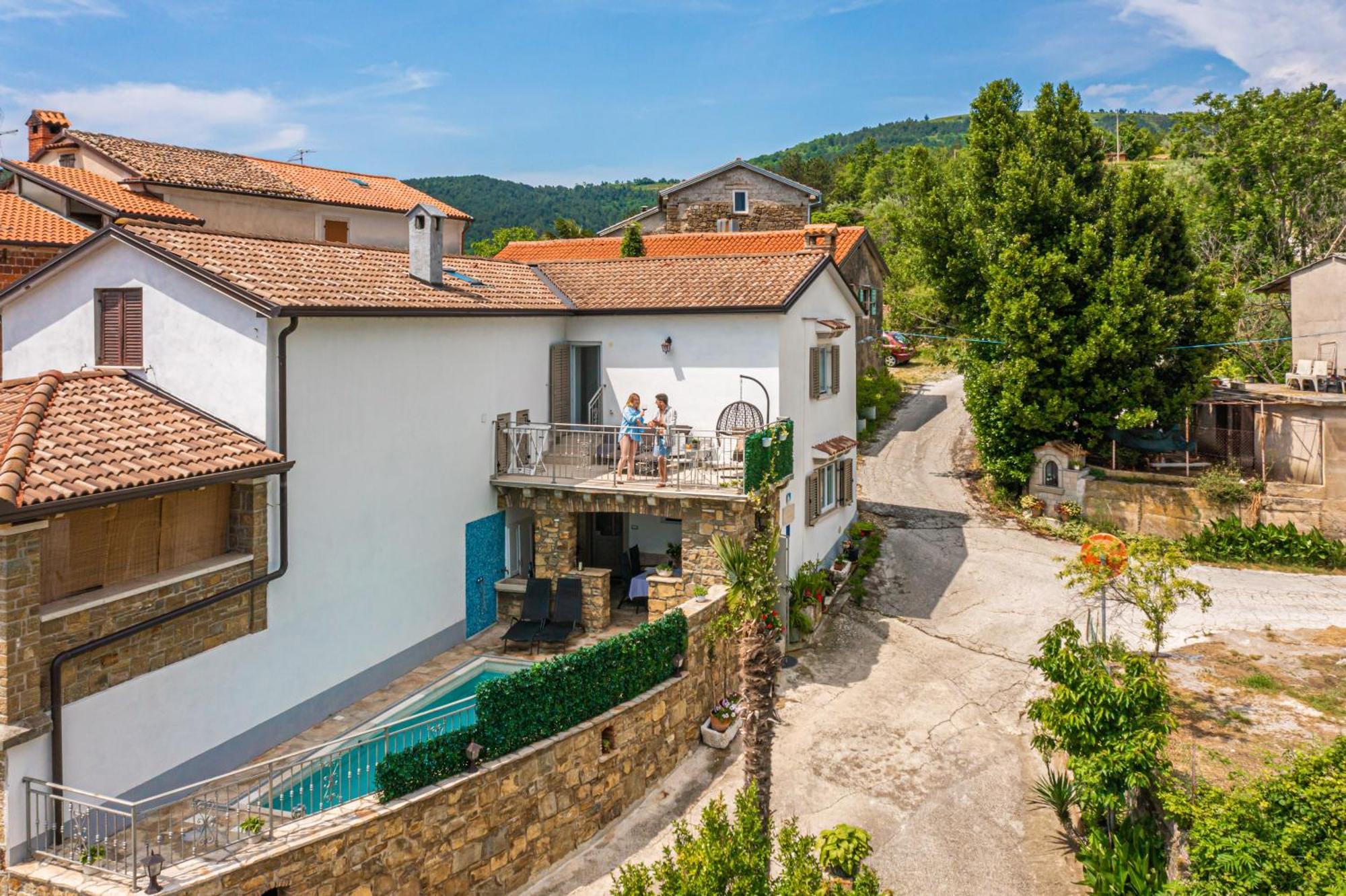 Holiday Home Belveder Motovun With Heated Pool Livade Luaran gambar